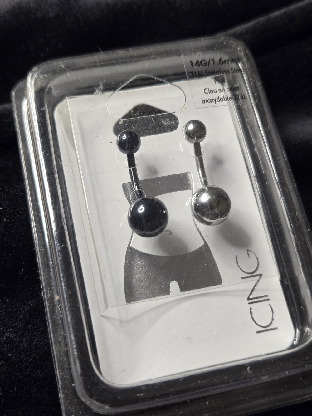 NWT  14G Stainless Steel Belly Button Rings (2-Pack) Black & Silver